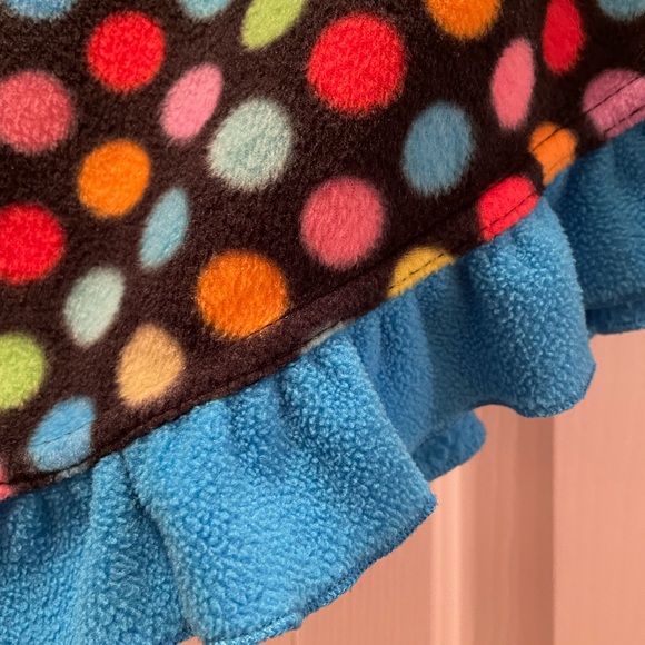 Mac & Co little girls’ size 5/6 hooded fleece poncho - Picture 5 of 7